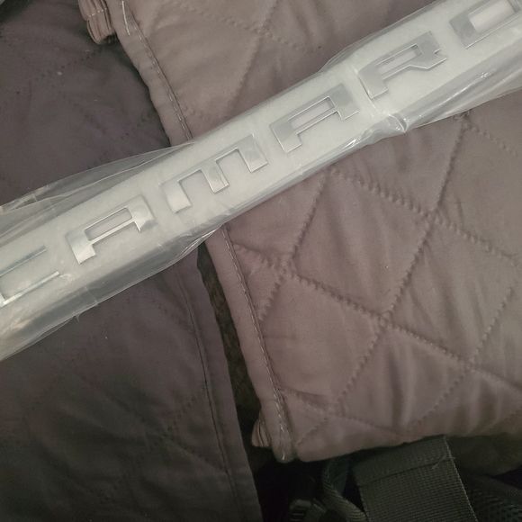 Camaro Emblem Badge - Picture 5 of 5